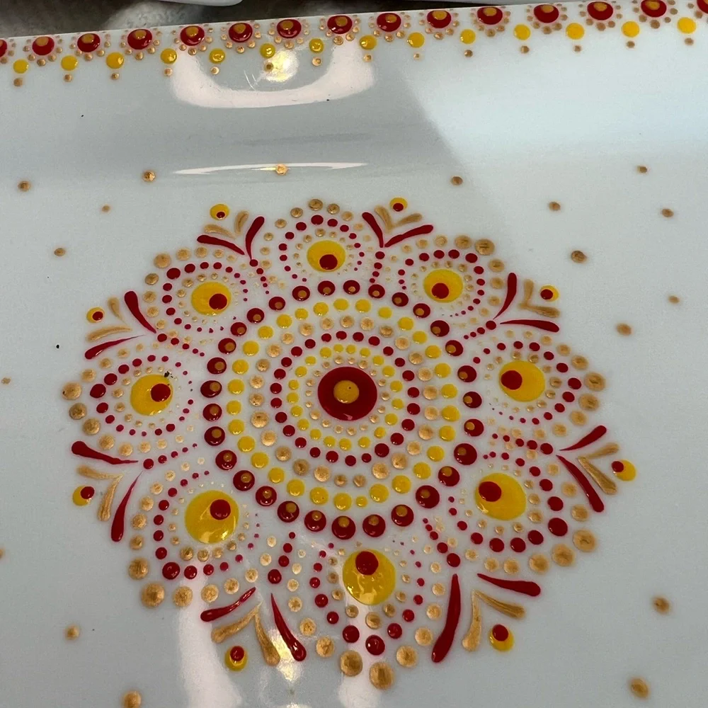Pier 1 White Floral Patterned Serving Set